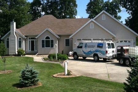 Roof Cleaning in Decatur, Illinois